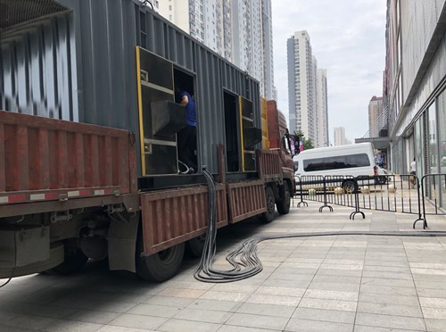 弥渡冷却液不足的情况下如何检查柴油发电机组？