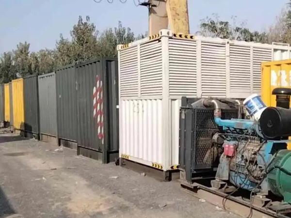 弥渡200KW柴油发电机机组每小时油耗是多少?